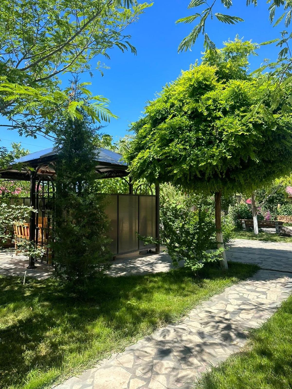 Davalinskiy Tsemzavod Ralina Restaurant And Hotel מראה חיצוני תמונה